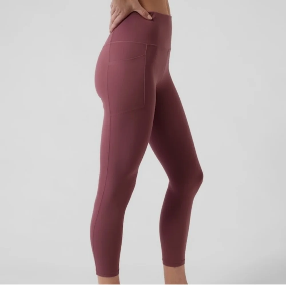 Athleta salutation stash pocket 7/8 tight - Picture 1 of 7